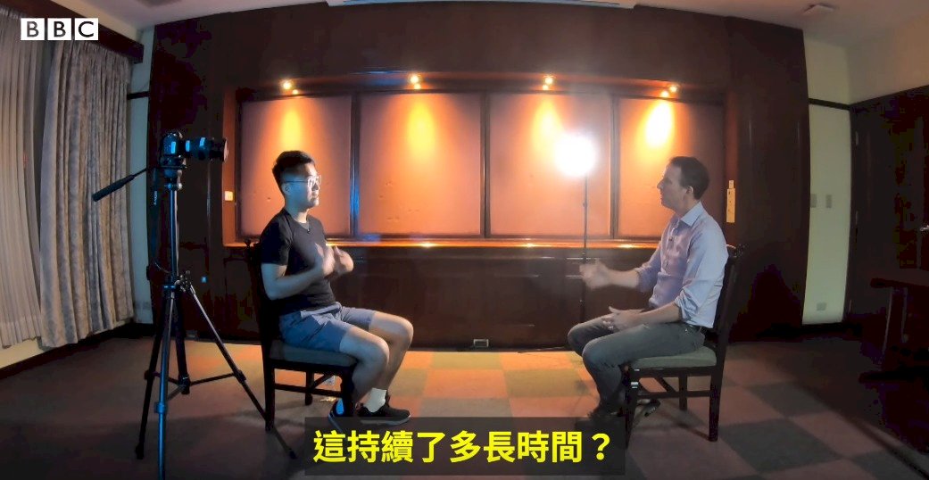 北京展示鄭文傑「嫖娼」證據 挨批疑點重重