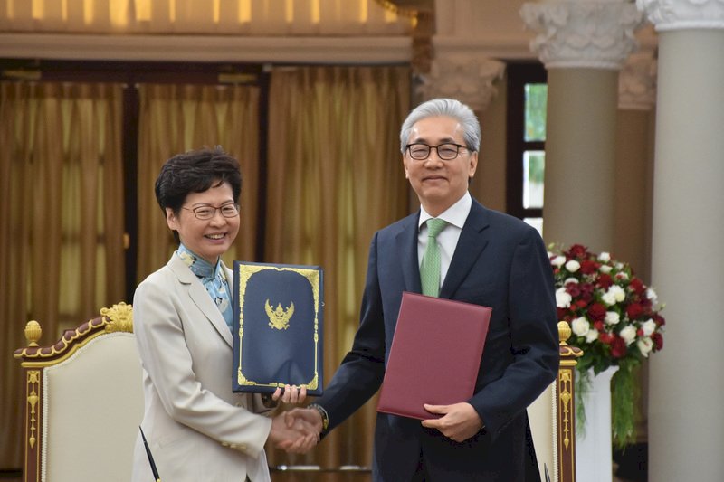 林鄭月娥赴泰尋商機 保證香港一國兩制仍堅實