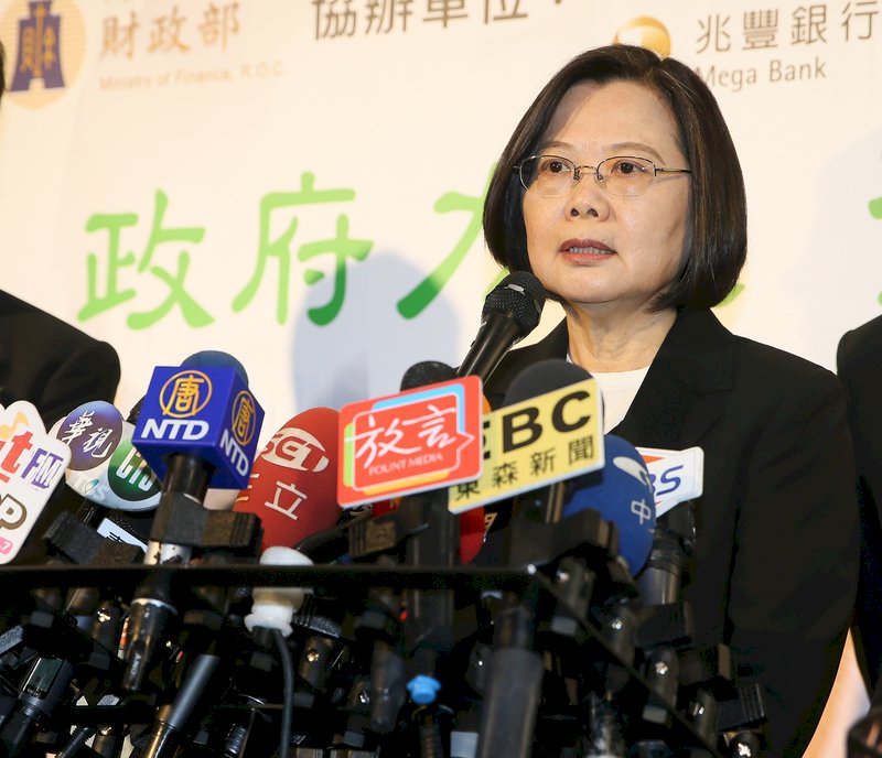 總統：國政優先 公務選舉行程分開