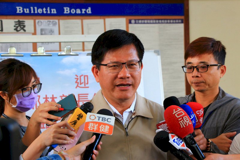 林佳龍：遠航應展現誠意 無法改善就廢照