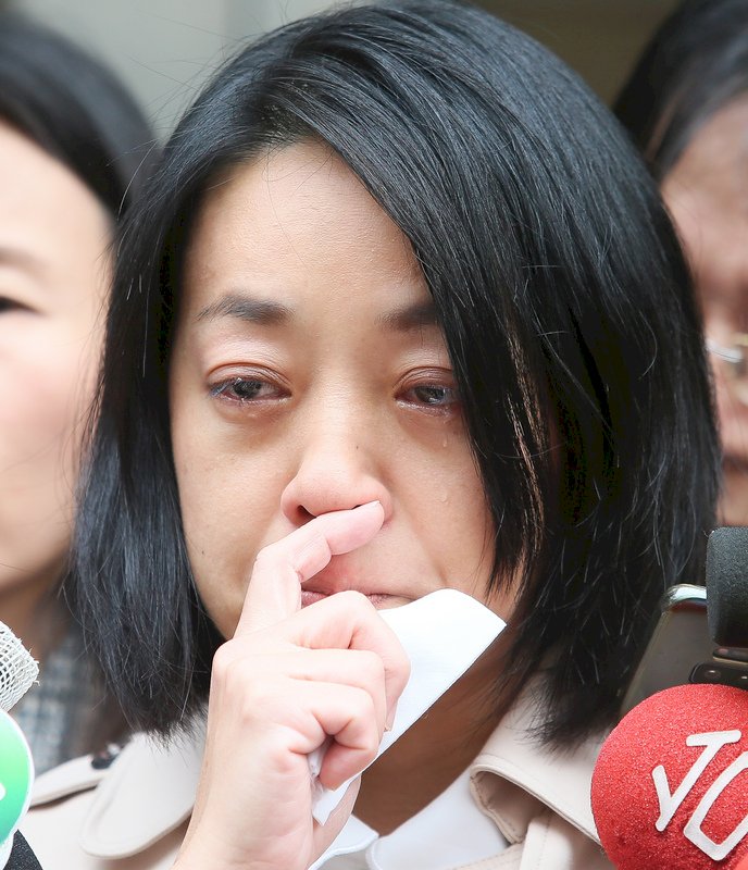 小燈泡走了 媽媽這麼過