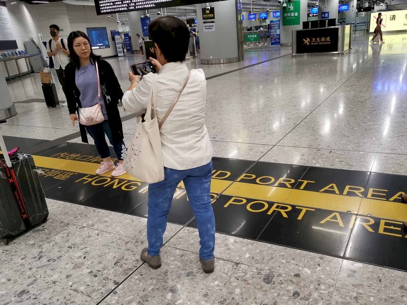 港媒：香港捷運可能直達深圳羅湖 實行一地兩檢