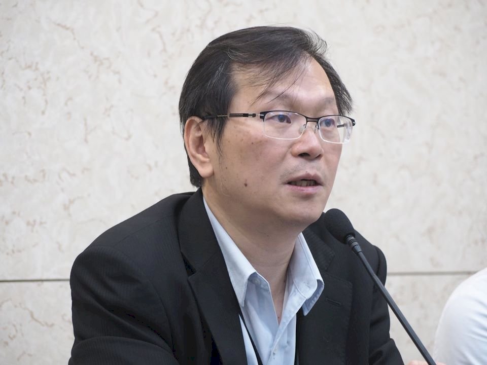 料敵從嚴 疾管署欲將武漢不明肺炎列第五類法定傳染病