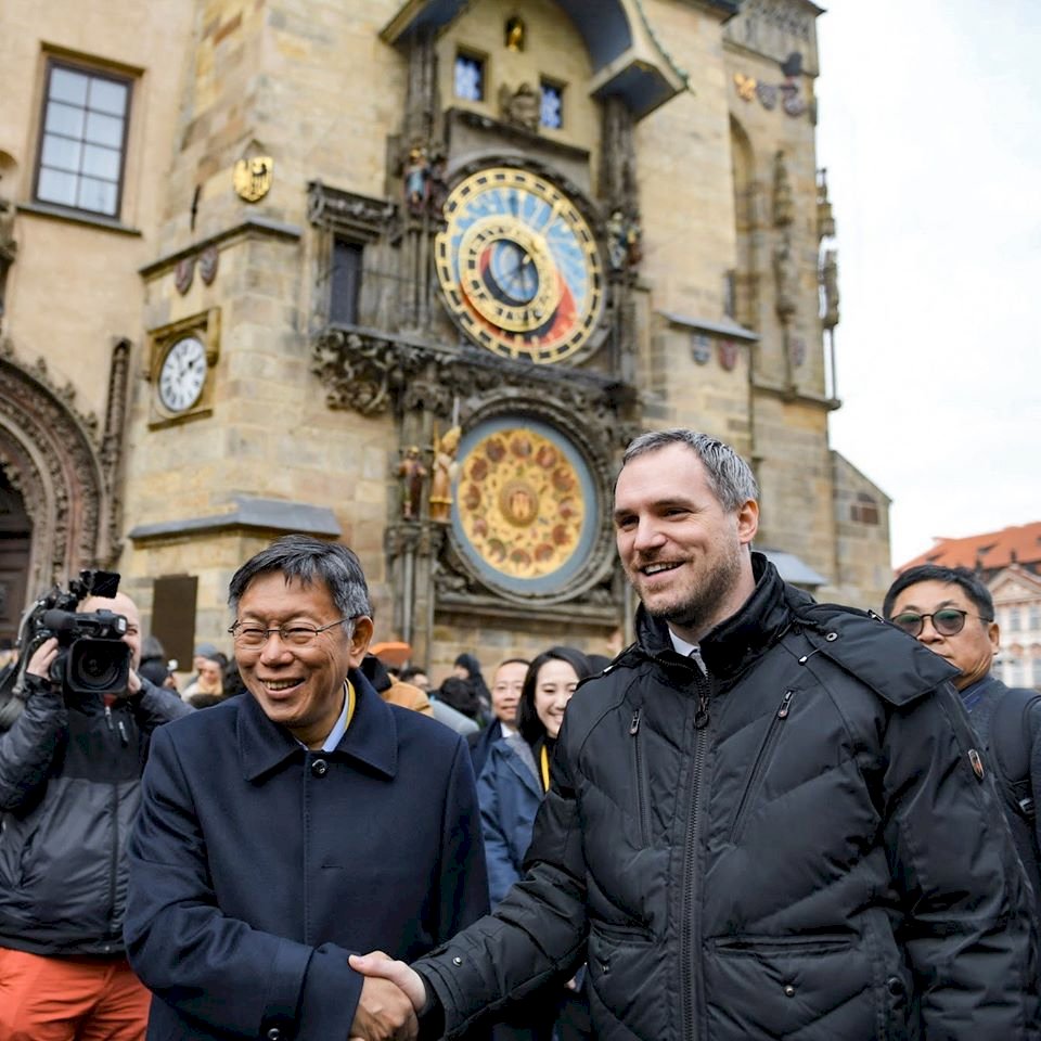 柯文哲訪捷克 &nbsp;布拉格市長、國會議員PO文力挺