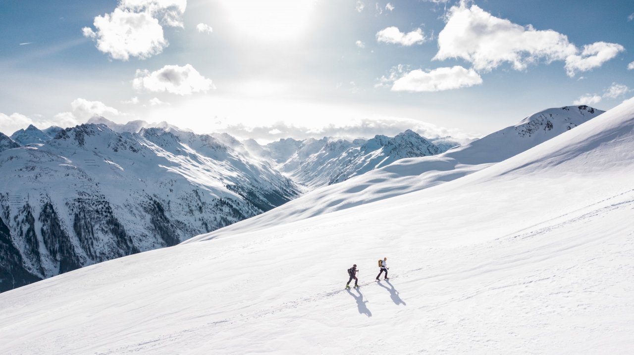 喜馬拉雅山雪崩 外交部：僅韓國人雪巴人送醫