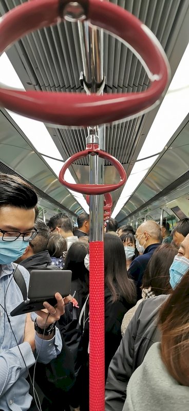 預防新型肺炎 港公務員春節後留家中工作
