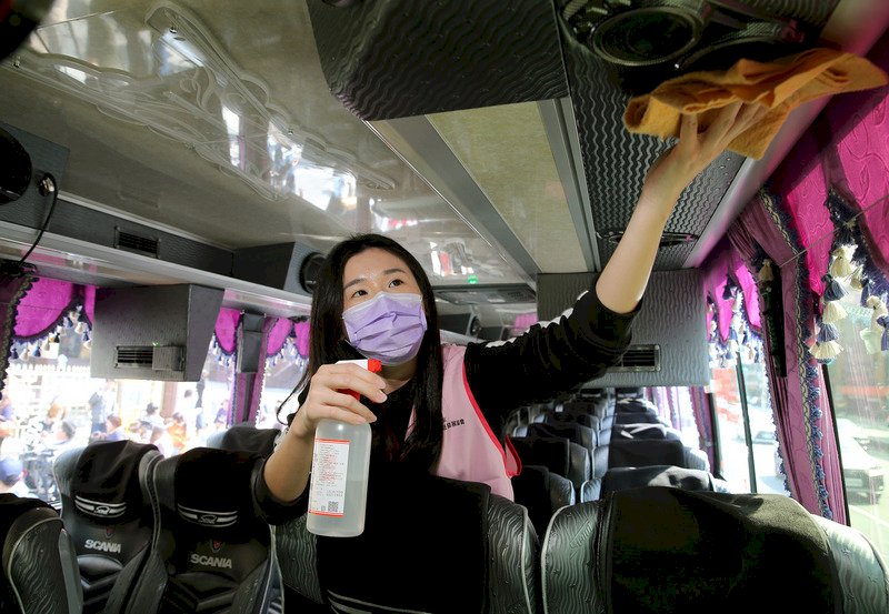 「三劑令」衝擊旅遊業 交委會通過3提案補救