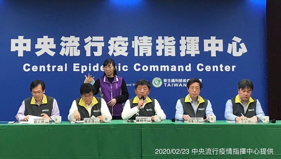 韓旅遊疫情建議提升至第三級警告 旅警燈號同步轉橙色