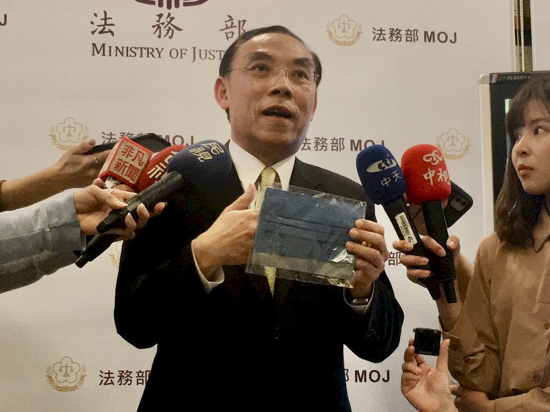 台灣監獄牌布口罩送達  海外僑胞大感動