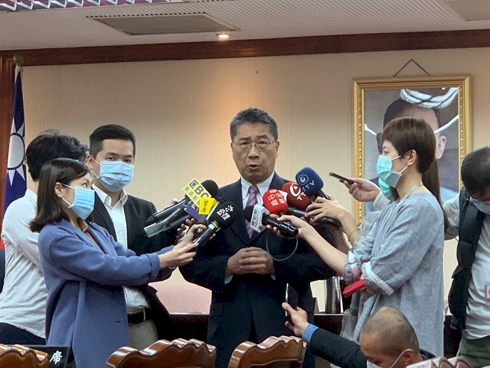 全國酒測暫停投入防疫 徐國勇籲給警力彈性與掌聲