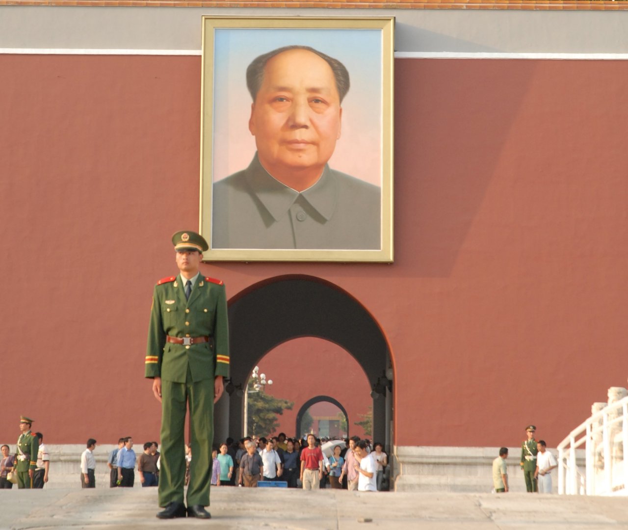 中共獨裁政體的必然 維穩支出比國防預算還多