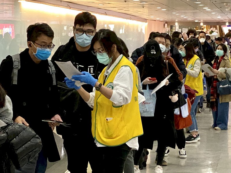 華航宣布即日起拒載發燒旅客
