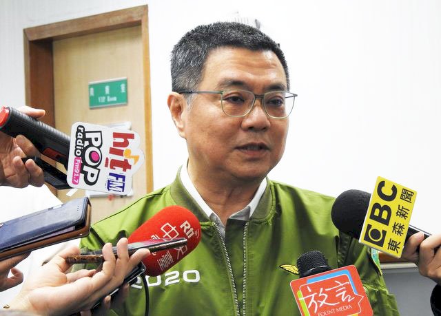 蔡正元諷民進黨新海角七億 卓榮泰：肺炎不該影響眼睛