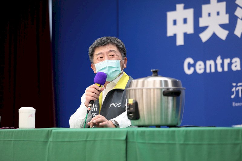 專家：伽馬射線或加熱消毒 都難保口罩安全