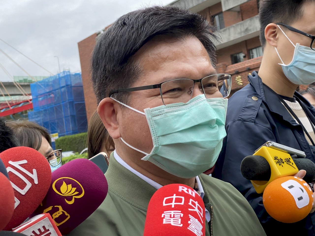 五一連假恐取消？ 林佳龍：防疫不能自律 就只能用法律