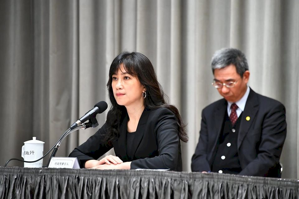 譚德塞控台人身攻擊 政院反駁：把白的講成黑的
