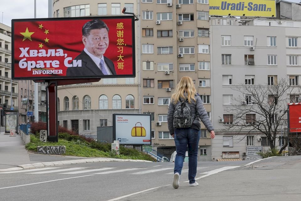 相較中國對人民一毛不拔 外媒引學者看法：台灣三倍券紓困模式是全世界最好的