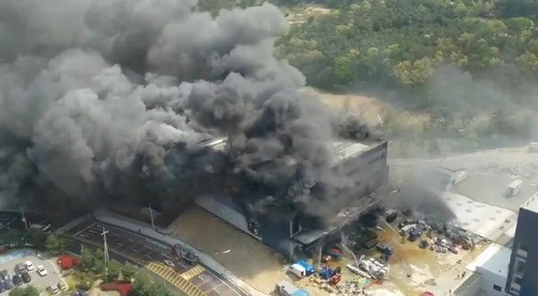 韓國利川施工倉庫大火 增至38死10傷