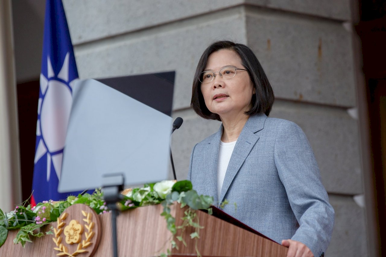 很重要，所以再說一次：民主 對等 和平 對話！兩岸關係可能脫胎換骨嗎？