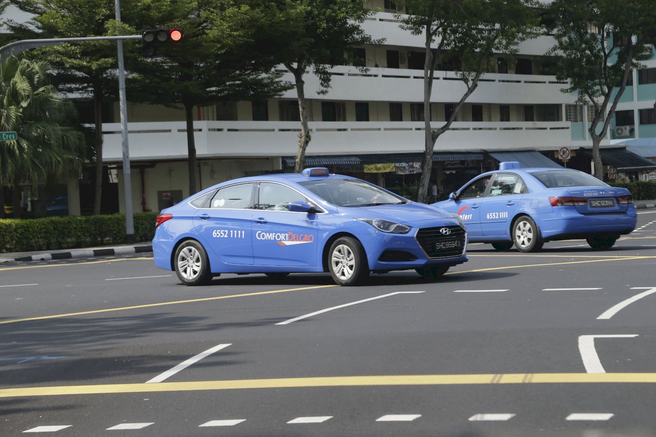 疫情導致需求增 新加坡計程車龍頭加入送藥行列