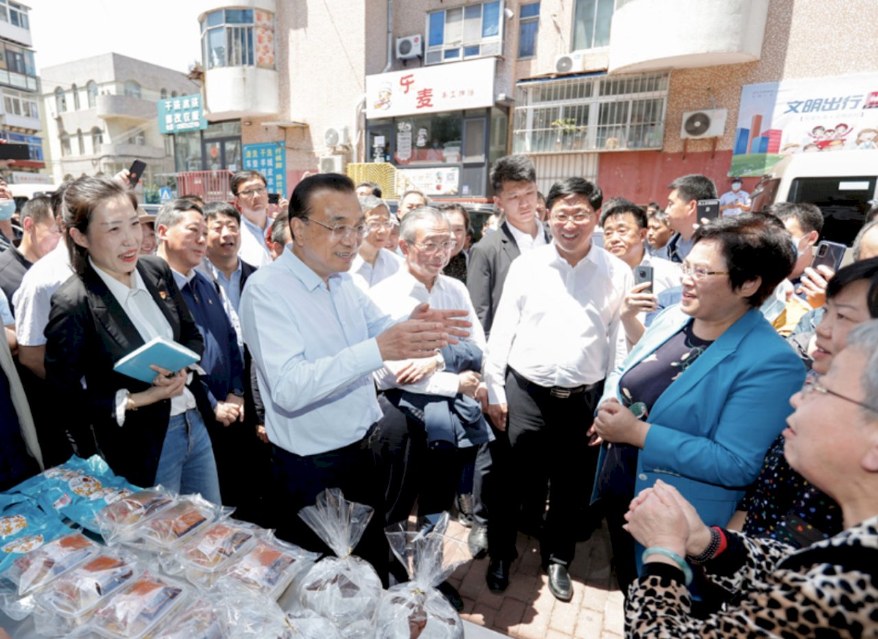 地攤經濟才降溫 中國要推小店經濟救消費撐就業