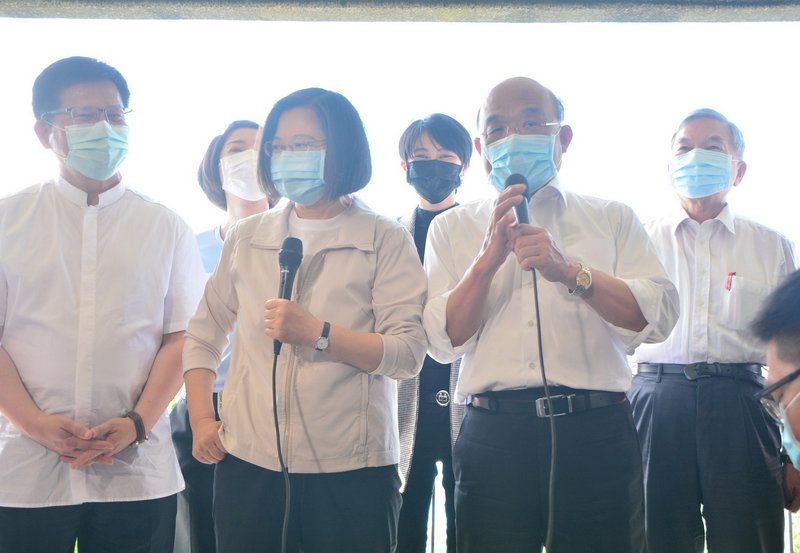 三倍券擬開放繳學費、掛號費 蘇揆：直接消費比較划算