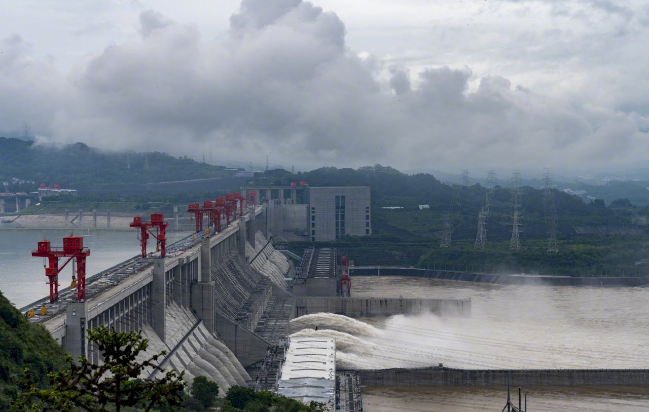 長江年內首次洪水 中國水利部：防汛形勢嚴峻