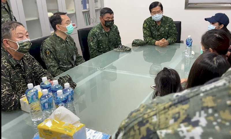 直升機墜落避民宅 嚴德發：大仁大義之行