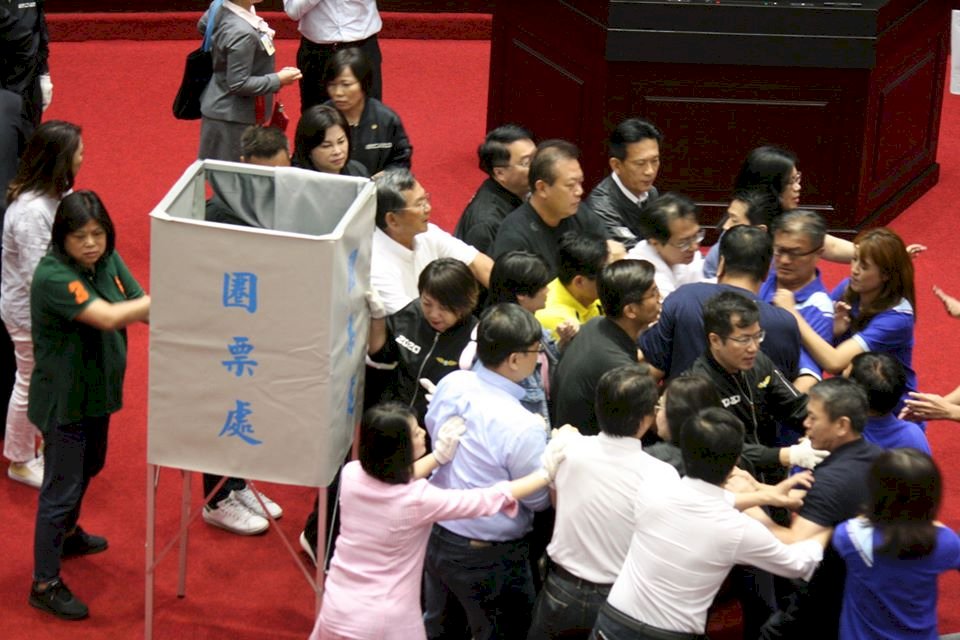 監委人事同意權投票在朝野衝突下登場 中午開票