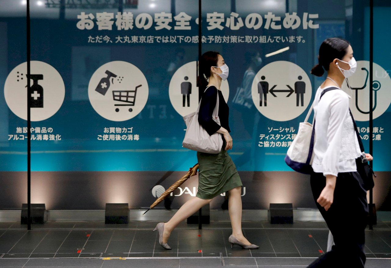 日本超級電腦模擬：戴2個口罩效力不是1+1