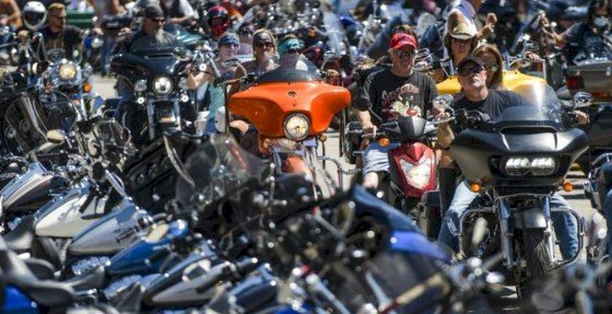 研究：美國摩托車聚會恐導致26萬人感染武漢肺炎
