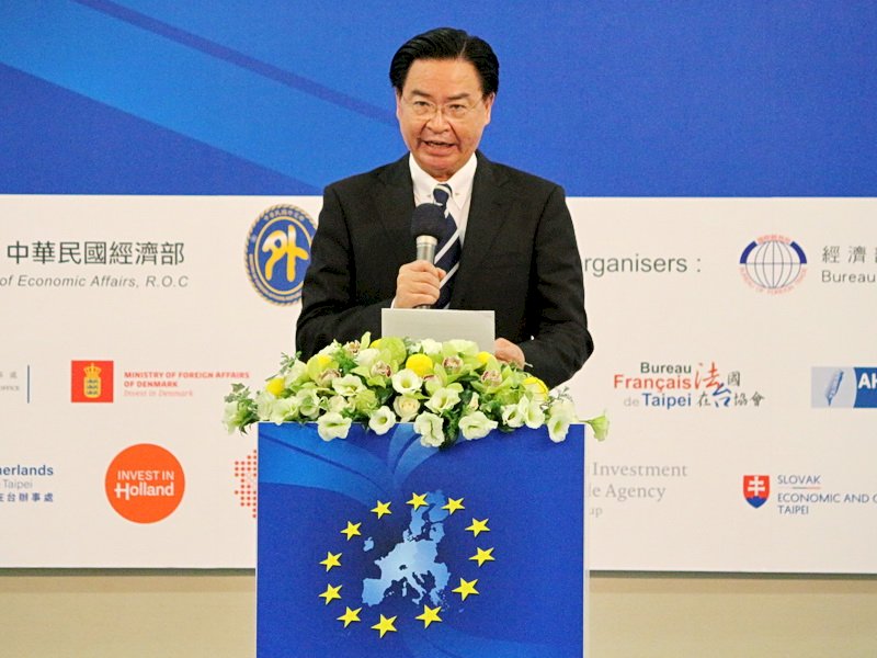 海峽中線不存在破壞現狀　吳釗燮籲國際社會嚴厲譴責