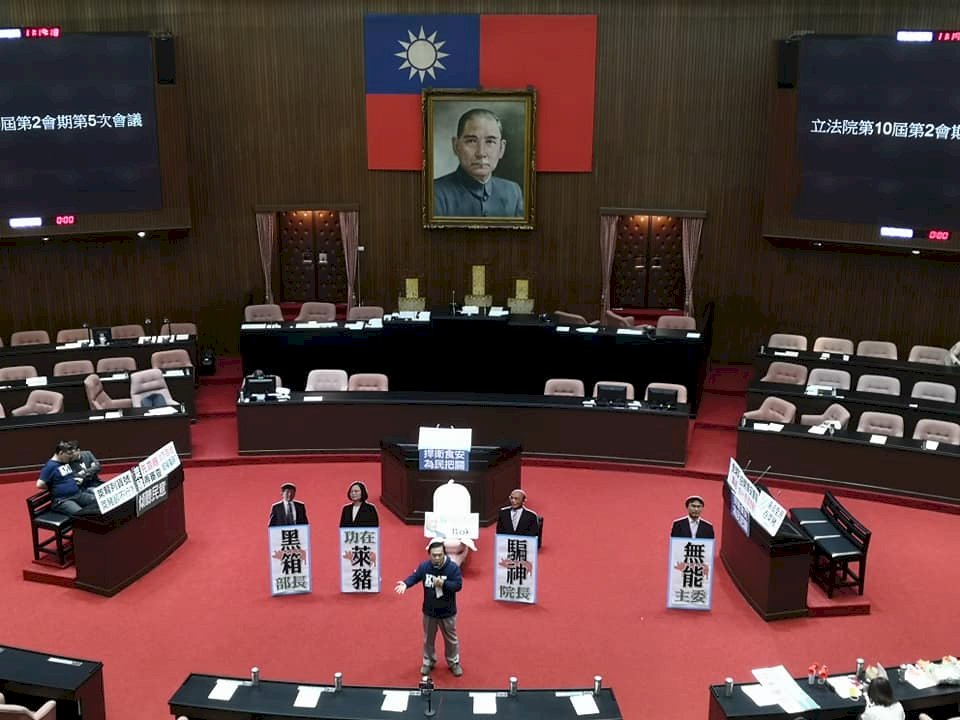上不了台 蘇貞昌施政報告第5度遭杯葛