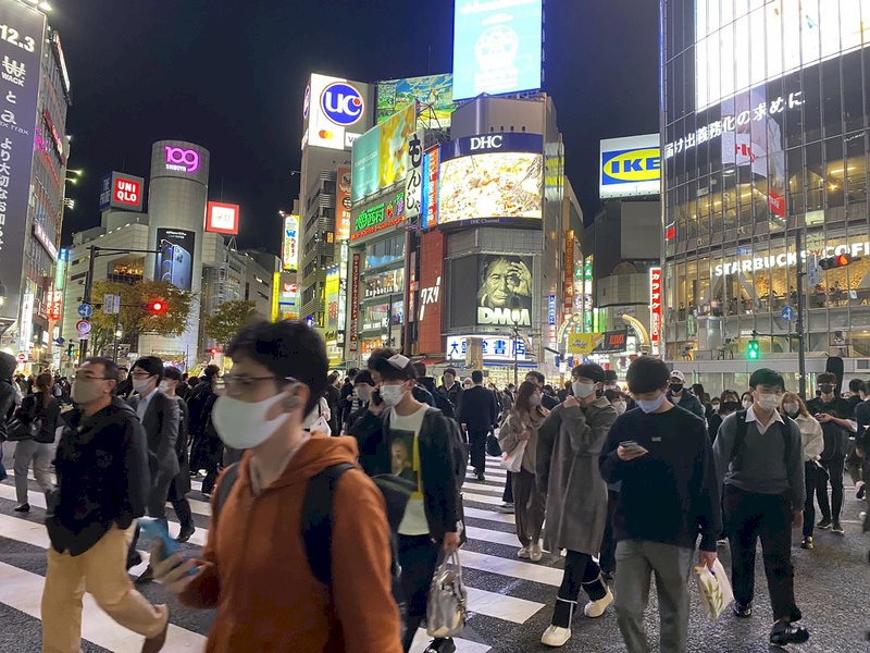 日本疫情加劇 單日新增病例首度逾3000例
