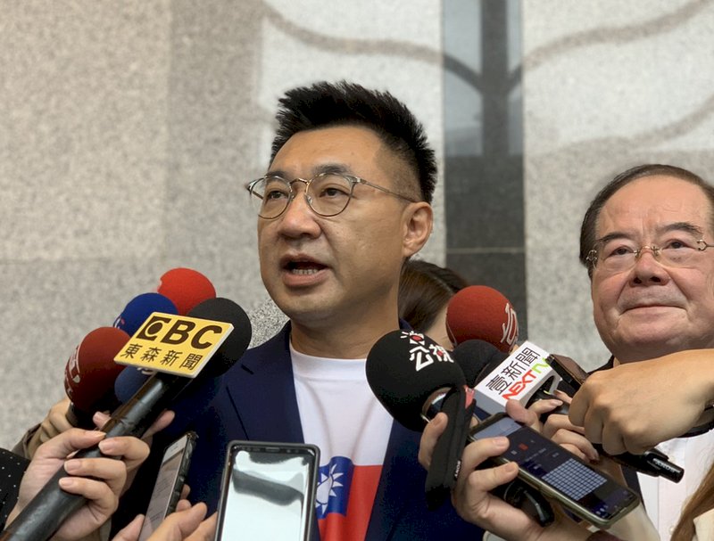 江啟臣：蔡總統應面對民意 接受萊豬辯論