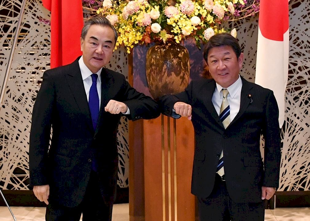 日中外長會談 日媒：關係無改善徵兆