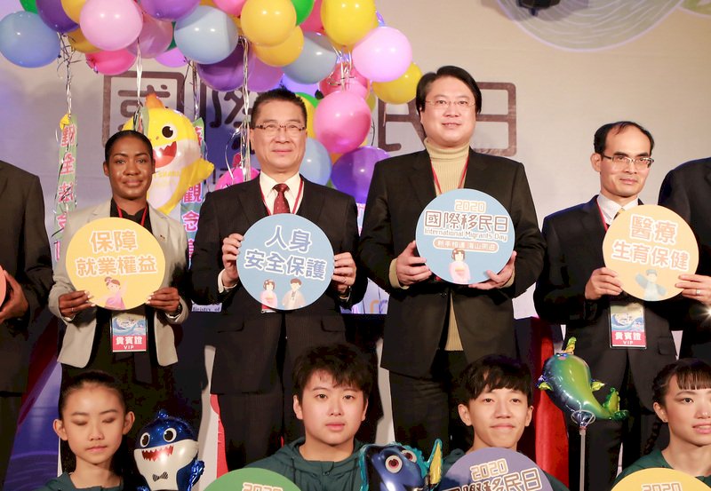 徐國勇：外國人居留證號2021年起比照國民身分證