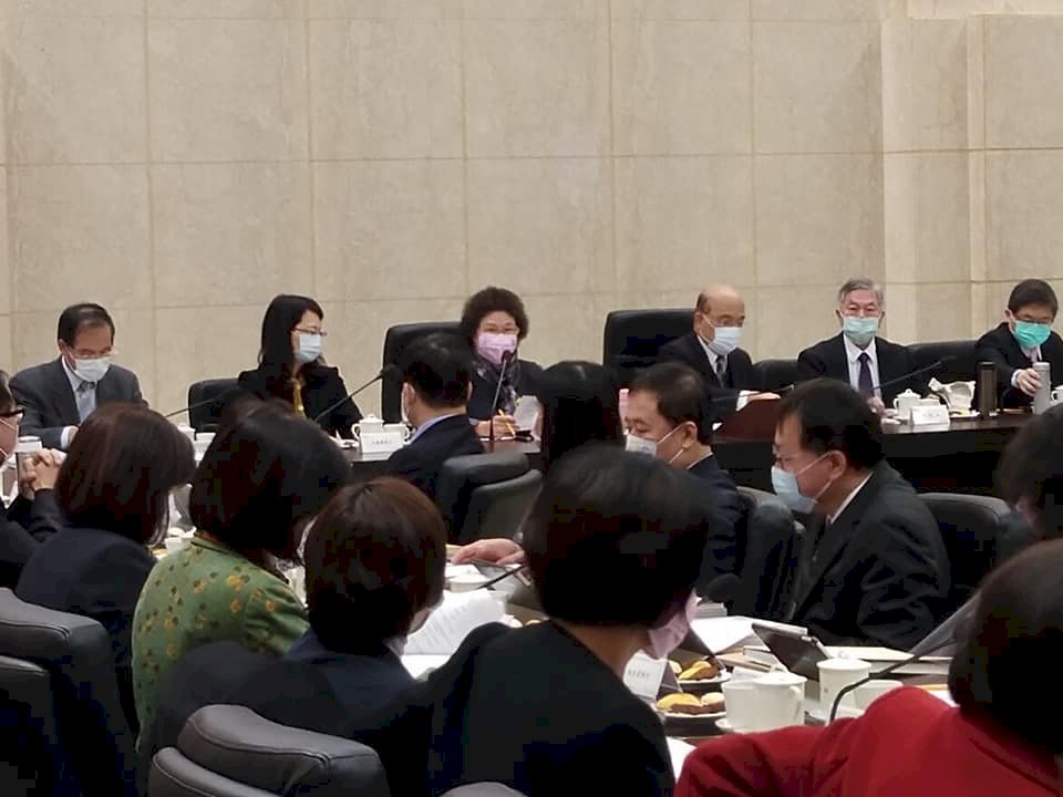 移工黑戶寶寶問題 蘇揆：應提具體解決辦法 盡力溫暖人權