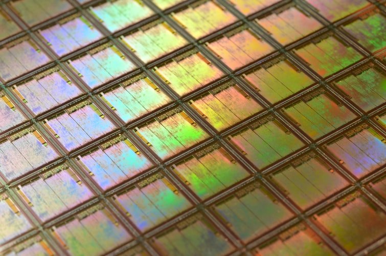頂大紛設半導體學院   盼借重企業資源深化合作