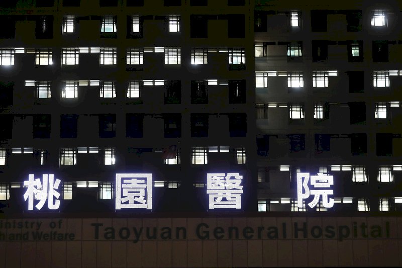 蔡總統部桃臉書留言打氣 醫籲民眾協助建立疫情「防衛牆」