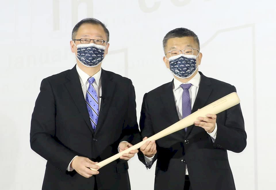 抵稅吸引企業投資體育 棒球迷立委力挺修法