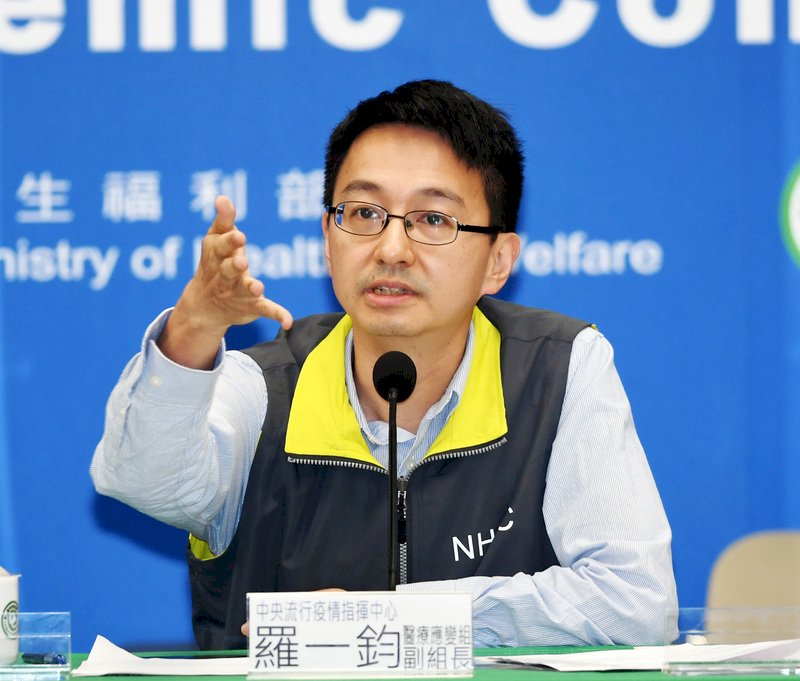 羅一鈞：我國AZ疫苗不良反應0.3％ 比韓國低