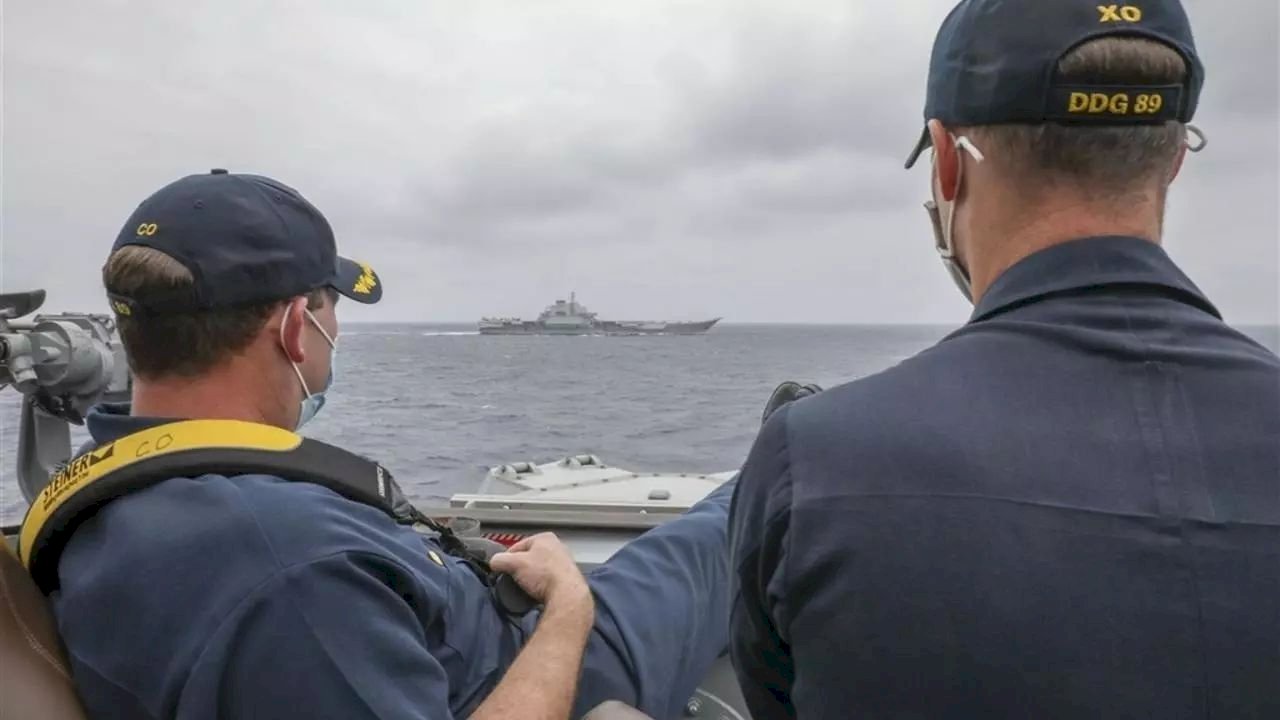 美艦長翹腳看遼寧艦！專家：共軍操演仍須強化
