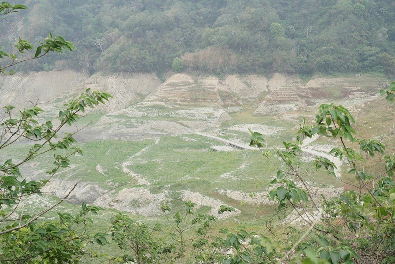 鯉魚潭水庫探底 &nbsp;舊台三線遺址重見天日