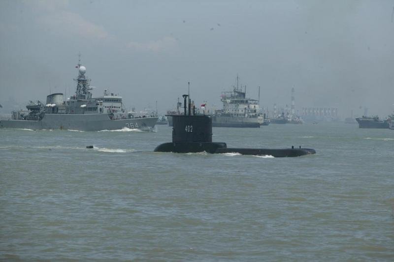 印尼潛艦載53人失聯 海上出現外洩油料