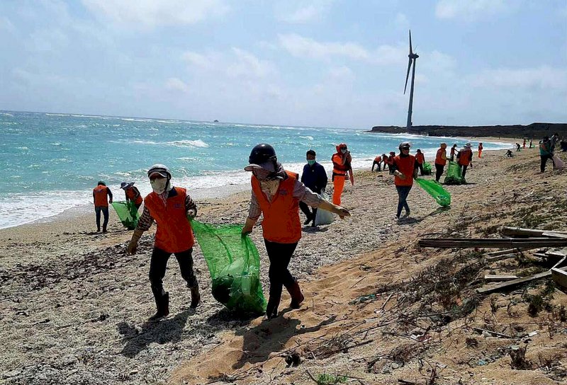 海洋年全民淨灘 &nbsp;澎湖美麗海灣再現