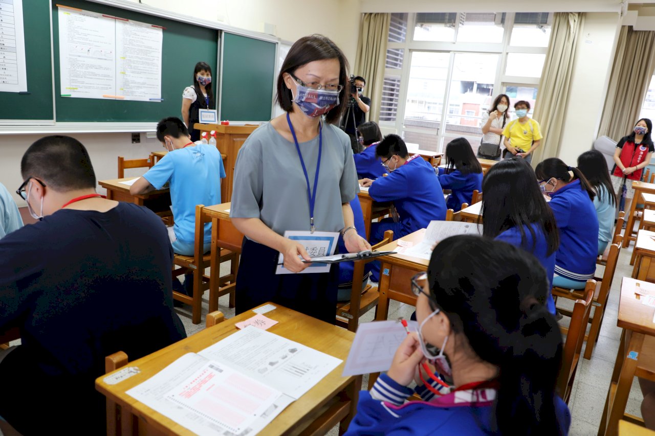 國中會考前夕匡列130人 教部：126人要改參加補考