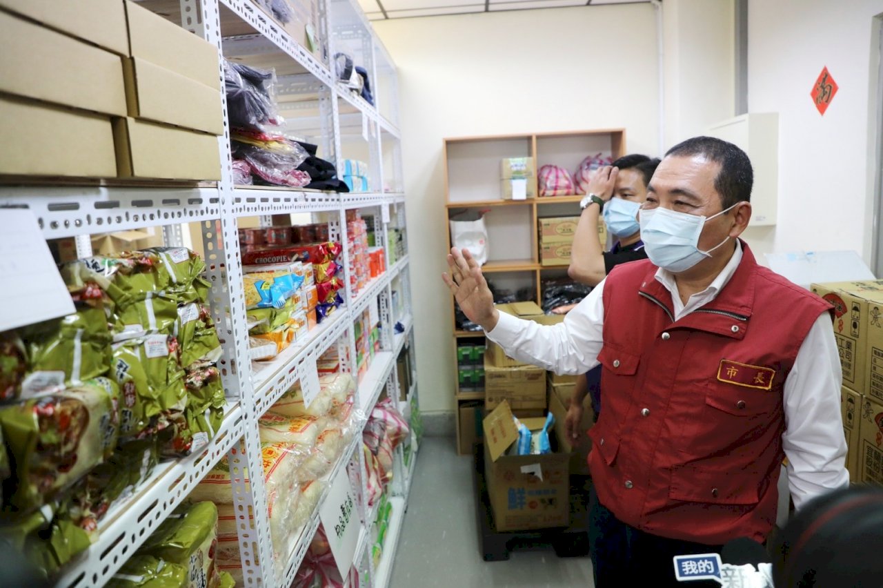 綠批防疫落後布署 侯友宜：疫情嚴峻 應團結防疫