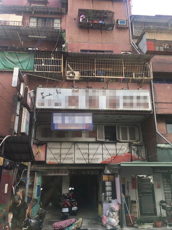死了一名「黑戶寶寶」之後～在台非法移工悲歌