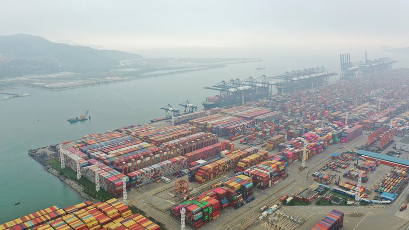 中國4月PMI再度跌落景氣收縮區 產需皆放緩